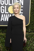 Джиллиан Андерсон