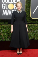 Элизабет Мосс