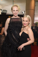 Гвендолин Кристи и Эмилия Кларк  