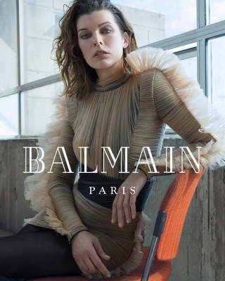 Фото 66882 к новости Милла Йовович представила новую коллекцию Balmain