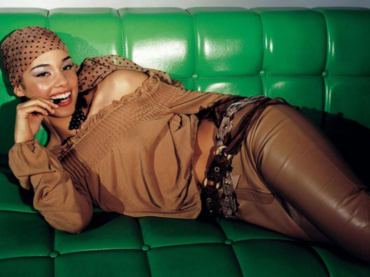 photo 19 in Alicia Keys gallery [id109977] 2008-09-24 00:00:00