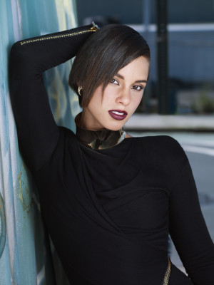 photo 11 in Alicia Keys gallery [id586530] 2012-11-28 00:00:00
