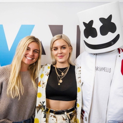 Anne-Marie On Air with Ryan Seacrest 03/09/2018