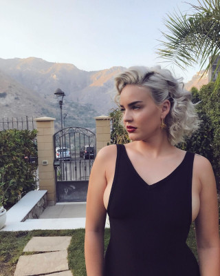 Anne-Marie 07/12/2017