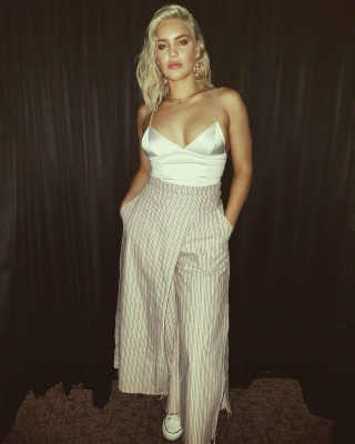 Anne-Marie in Newcastle 04/19/2017