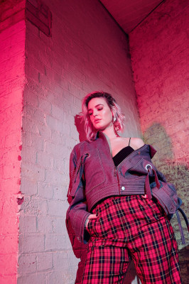 Anne-Marie - Zoe McConnell Photoshoot for NME