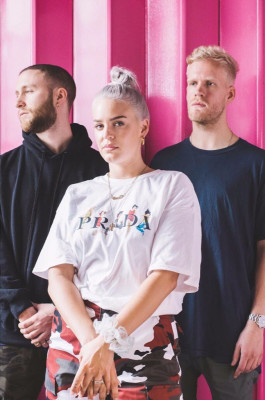 Anne-Marie - Either Way Promotional 2017