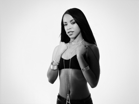 Aaliyah pic #576630