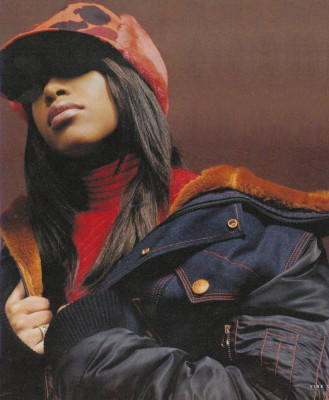 Aaliyah pic #120153