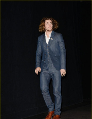 Aaron Johnson pic #557679
