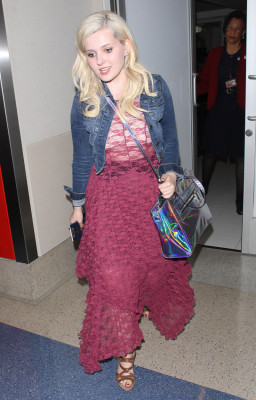 photo 6 in Abigail Breslin gallery [id658852] 2013-08-25 00:00:00