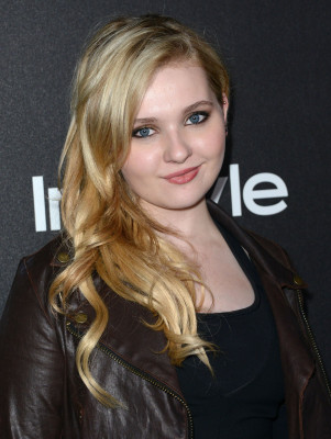 photo 19 in Abigail Breslin gallery [id680959] 2013-11-29 00:00:00