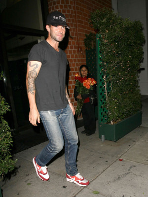 Adam Levine pic #669131