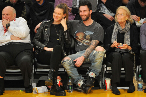 Adam Levine pic #1013127
