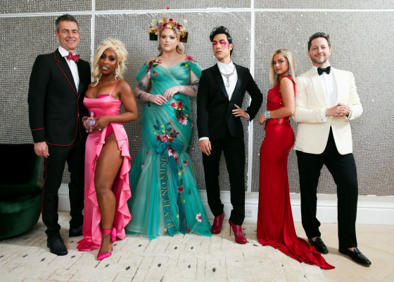 Addison Rae - Met Gala in New York - Portraits 09/13/2021