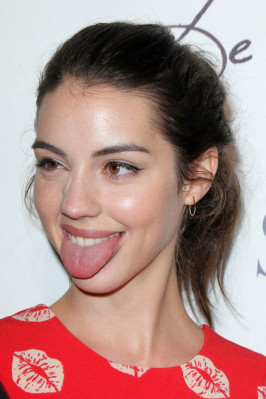 Adelaide Kane pic #812556
