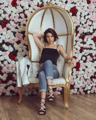Adelaide Kane pic #972176