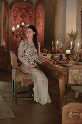 Adelaide Kane pic #738555