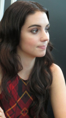 Adelaide Kane pic #746233