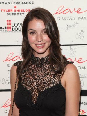Adelaide Kane pic #747302