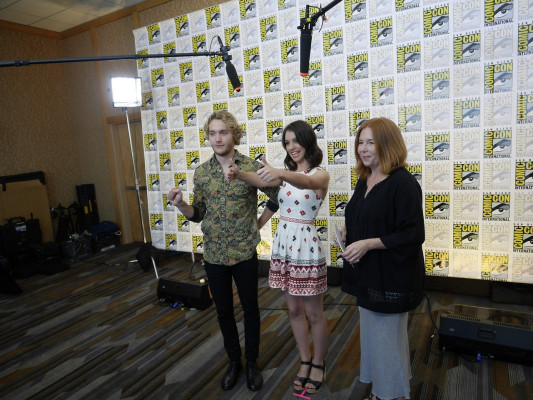 Adelaide Kane pic #761454