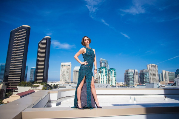 Adelaide Kane pic #972024