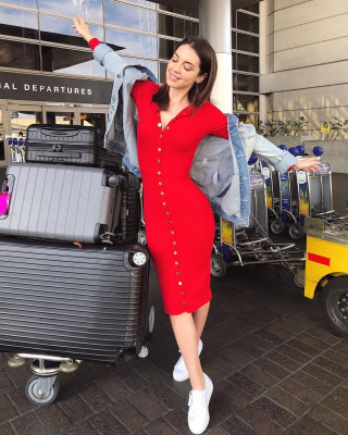 Adelaide Kane pic #1127527
