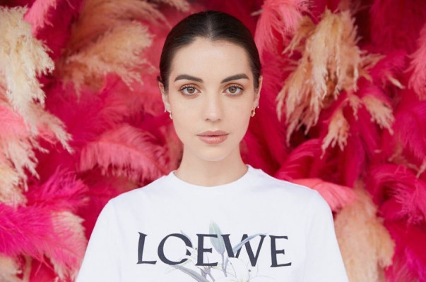 Adelaide Kane pic #1127506