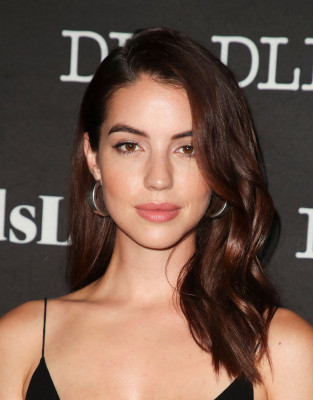 Adelaide Kane pic #1106591