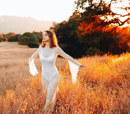 Adelaide Kane pic #1092327