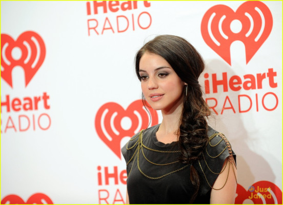 Adelaide Kane pic #747771