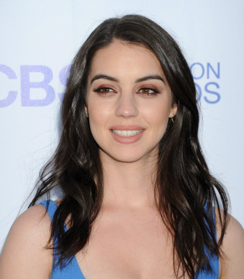 Adelaide Kane pic #808921