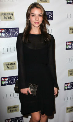 Adelaide Kane pic #714457