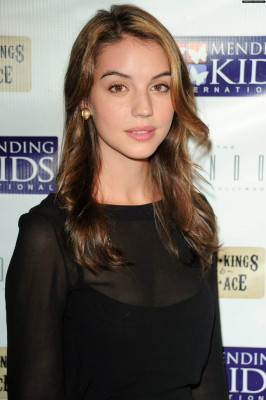 Adelaide Kane pic #747853