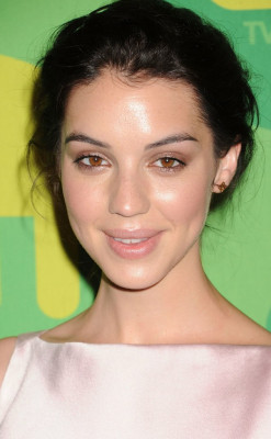 Adelaide Kane pic #743320