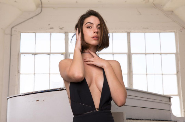 Adelaide Kane pic #972050
