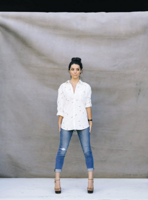 Adelaide Kane pic #694321