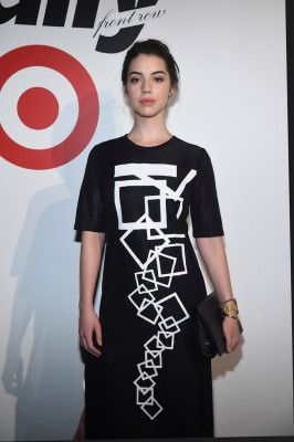 Adelaide Kane pic #867692