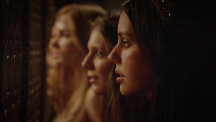 Adelaide Kane pic #800135