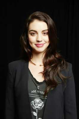 Adelaide Kane pic #738938