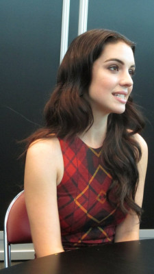 Adelaide Kane pic #746231