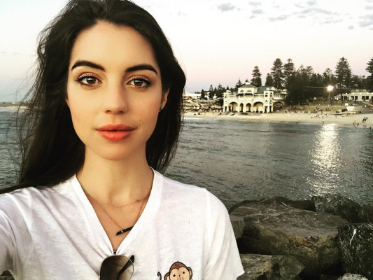 Adelaide Kane pic #868328