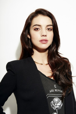 Adelaide Kane pic #694317