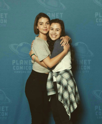 Adelaide Kane pic #972208