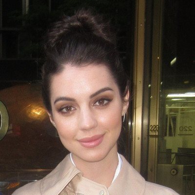 Adelaide Kane pic #810310