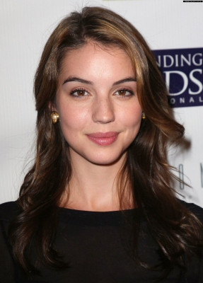 Adelaide Kane pic #714456
