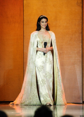 Adelaide Kane pic #742168