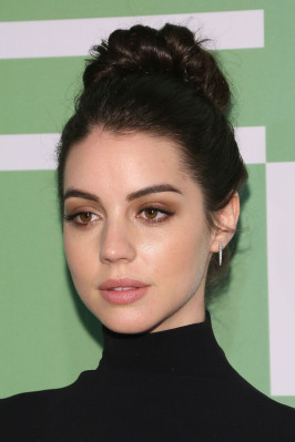 Adelaide Kane pic #807363
