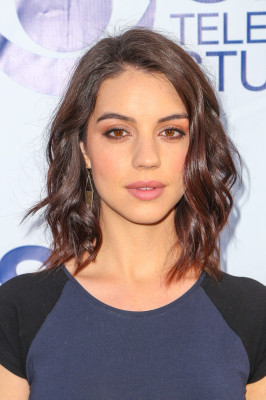 Adelaide Kane pic #746411