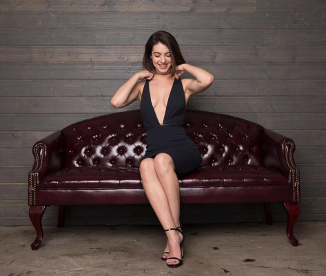 Adelaide Kane pic #972188